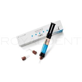 ESTECEM II PLUS reposición Tokuyama - Jeringa de 4,6 ml.