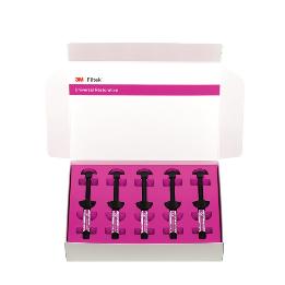 Filtek Universal kit jeringas 6555SK Solventum - El kit incluye: 5 jeringas de 4 g: 1 de cada de A1, A2, A3, A3.5 y PO; Guía técnica; Instrucciones d