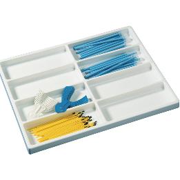 Bandeja porta-instrumentos. X-21 Royal Dent - Con 8 divisiones. Medidas: 40,5 x 30,5 x 2,30 cm.